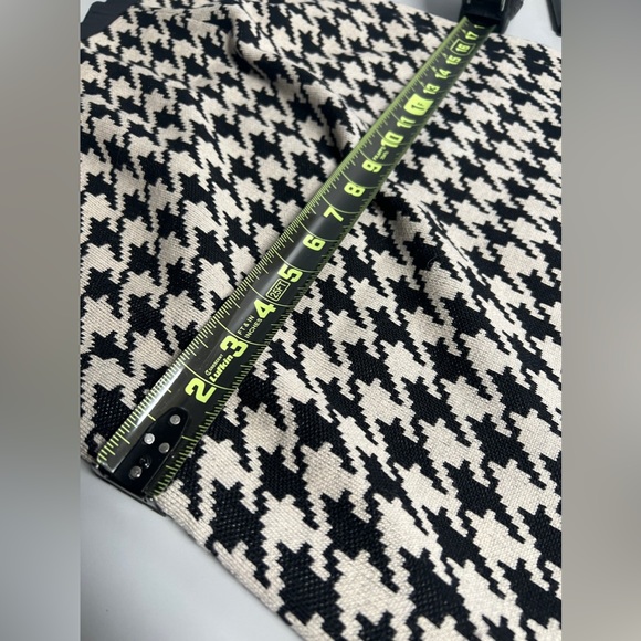 Sebastian made in Italy houndstooth pencil skirt - Picture 10 of 10